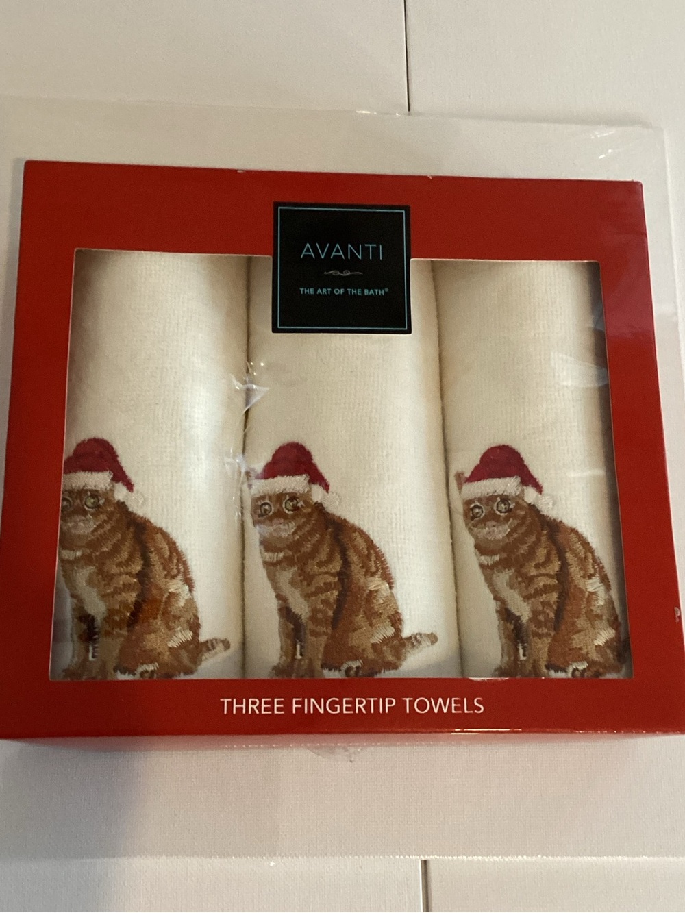 New In Box Avanti Embroidered Christmas Orange Cat Fingertip Bath Towels Lot Of3